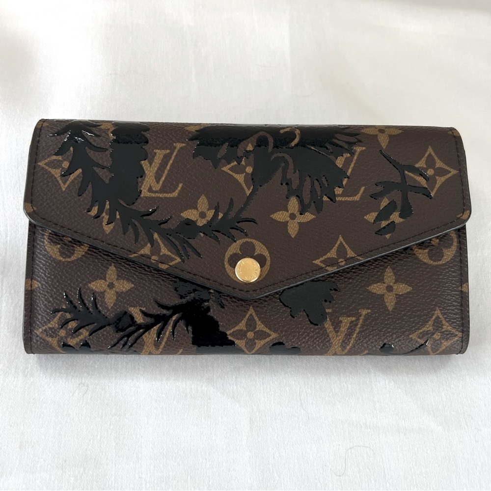 Louis Vuitton Monogram blossom Sarah Wallet